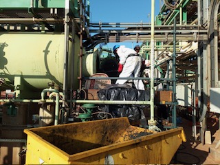 Industrial cleaning and surface preparation on structural steel